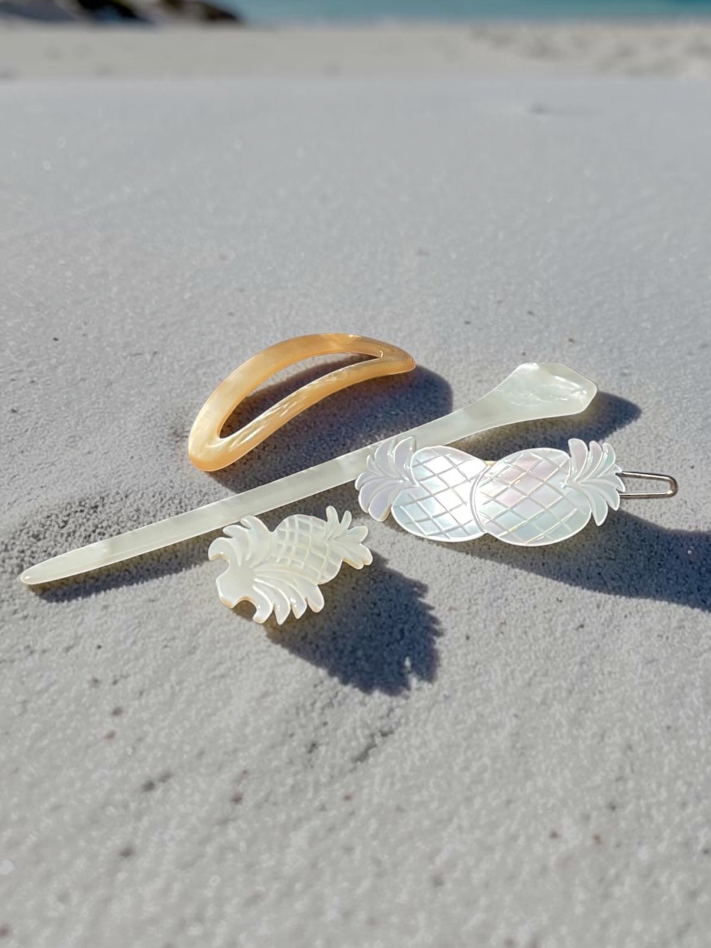 🌺4 Vintage Mother of Pearl Hair Accessories & Pin